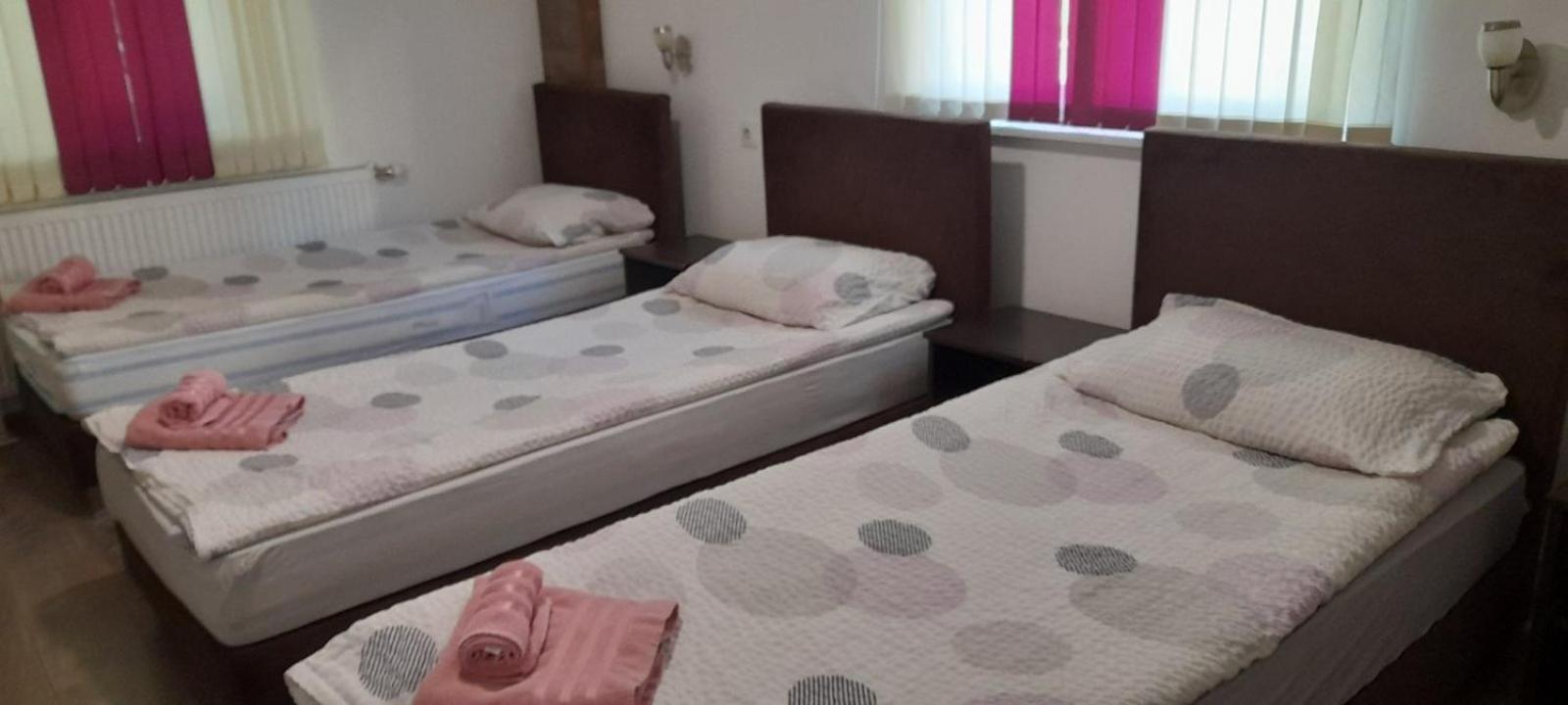 Pension Haus Baron 2 Friedrichsfeld Edingen-Neckarhausen ภายนอก รูปภาพ
