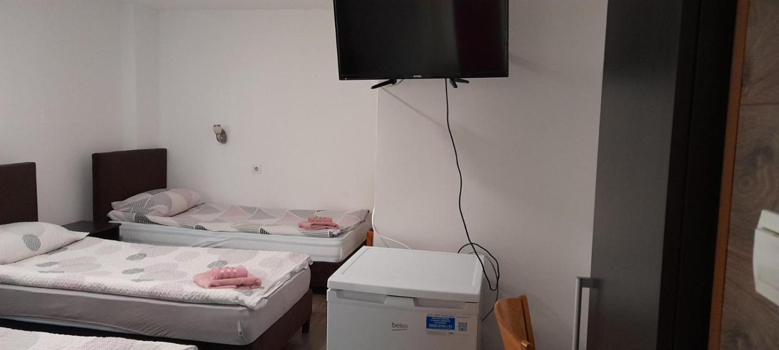 Pension Haus Baron 2 Friedrichsfeld Edingen-Neckarhausen ภายนอก รูปภาพ