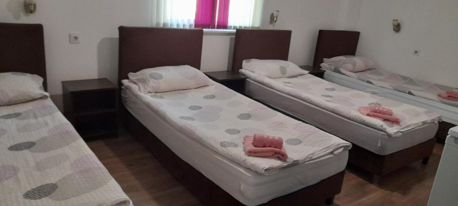 Pension Haus Baron 2 Friedrichsfeld Edingen-Neckarhausen ภายนอก รูปภาพ