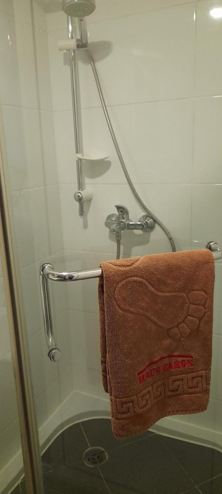 Pension Haus Baron 2 Friedrichsfeld Edingen-Neckarhausen ภายนอก รูปภาพ