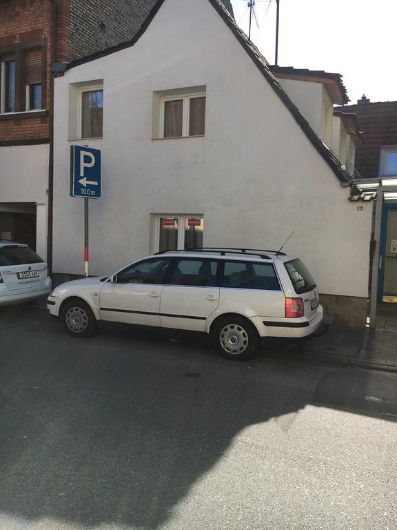 Pension Haus Baron 2 Friedrichsfeld Edingen-Neckarhausen ภายนอก รูปภาพ