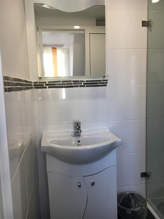 Pension Haus Baron 2 Friedrichsfeld Edingen-Neckarhausen ภายนอก รูปภาพ